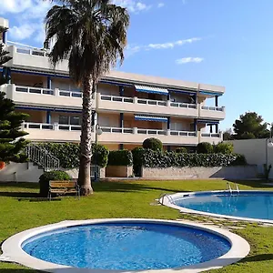 https://gran-terraza-jardn-privado-piscina-playa-cercana-wifi.catalonia-hotels.com