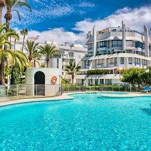 Seaside Penthouse Apartment Marbella